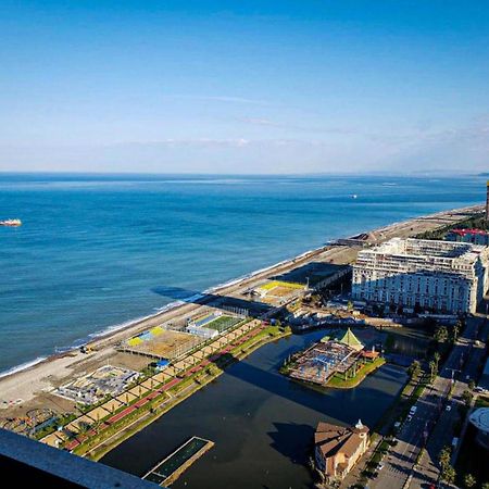 Orbi City Sea View Aparthotel Batumi Ngoại thất bức ảnh