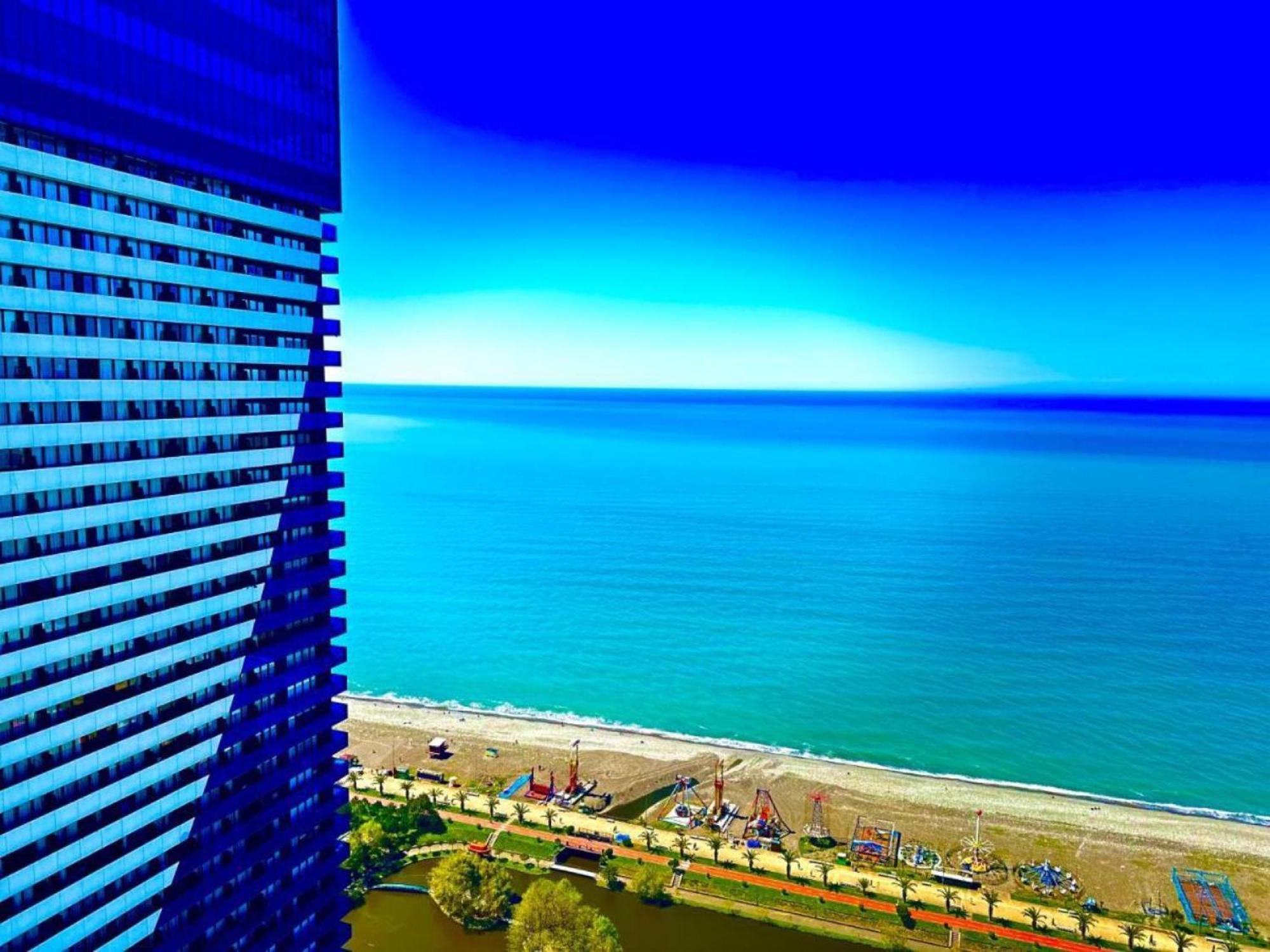 Orbi City Sea View Aparthotel Batumi Ngoại thất bức ảnh