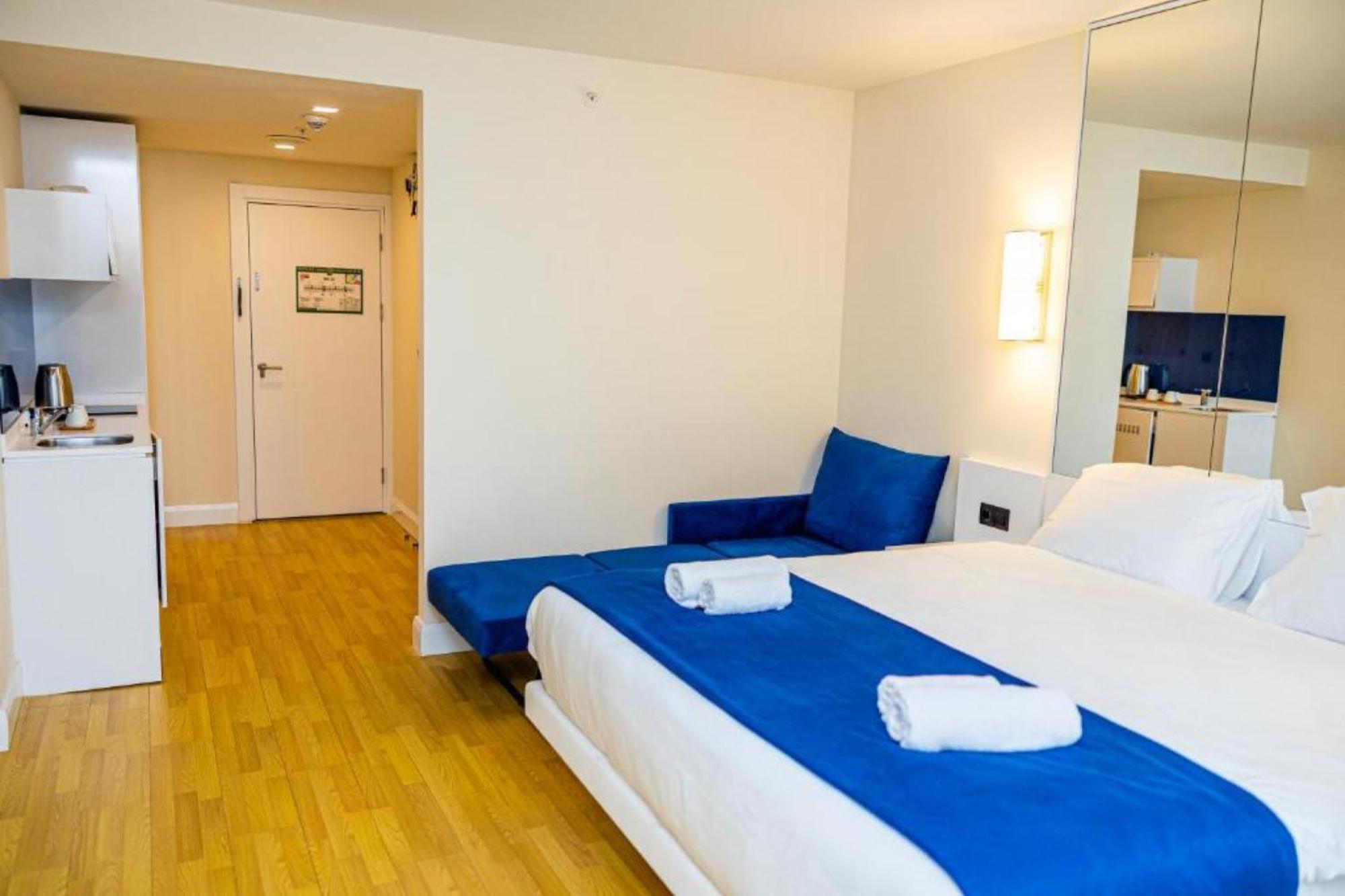 Orbi City Sea View Aparthotel Batumi Ngoại thất bức ảnh