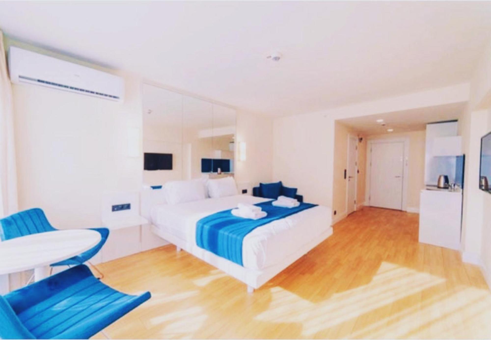 Orbi City Sea View Aparthotel Batumi Ngoại thất bức ảnh
